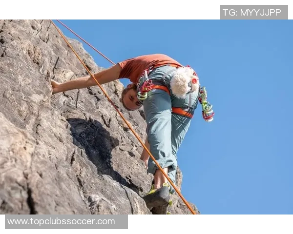上海攀岩队状态变革引发热议攀岩运动新风潮与挑战