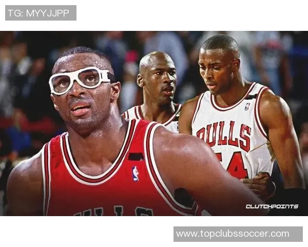 凯恩的足球传奇之路：从青涩少年到世界顶级前锋的成长历程