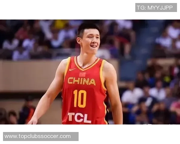 周鹏：从篮球场上的拼搏者到生活中的奋斗典范，激励无数年轻人的成长之路