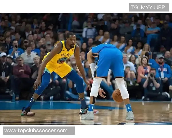 威少与杜兰特的恩怨情仇：从队友到对手的篮球传奇之路